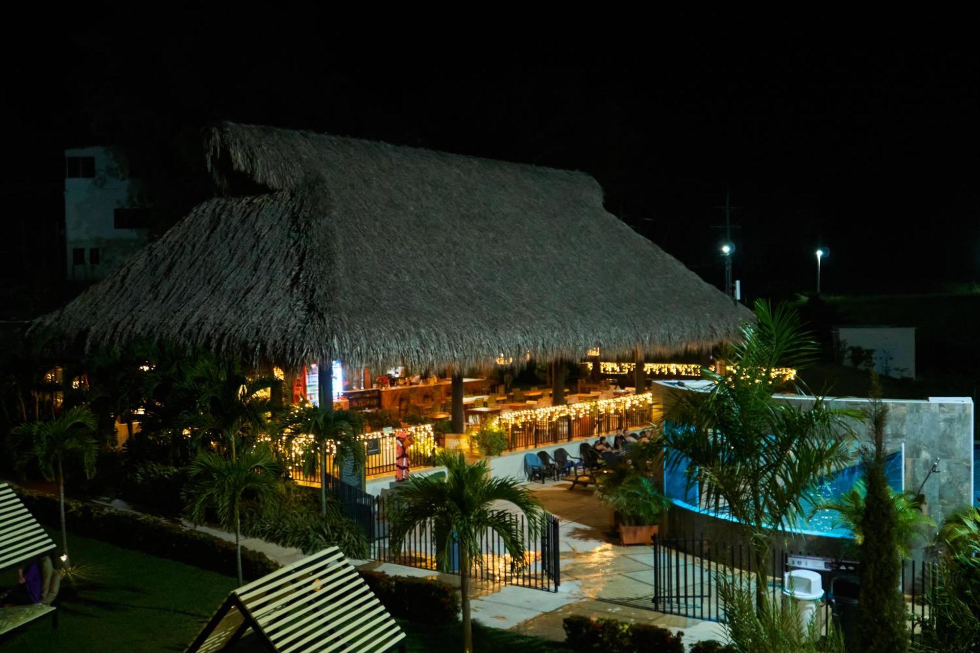 Hotel Arboreo Doradal Екстериор снимка